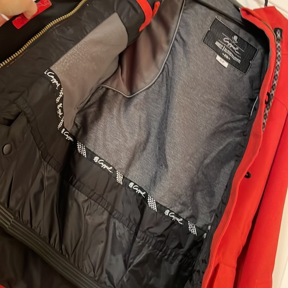 Bright red Ski/snowboard jacket by ride snowboards - Picture 2 of 4